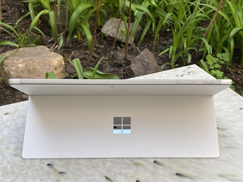 Microsoft Surface Pro 5 128GB SSD + ліцензійний WIN.