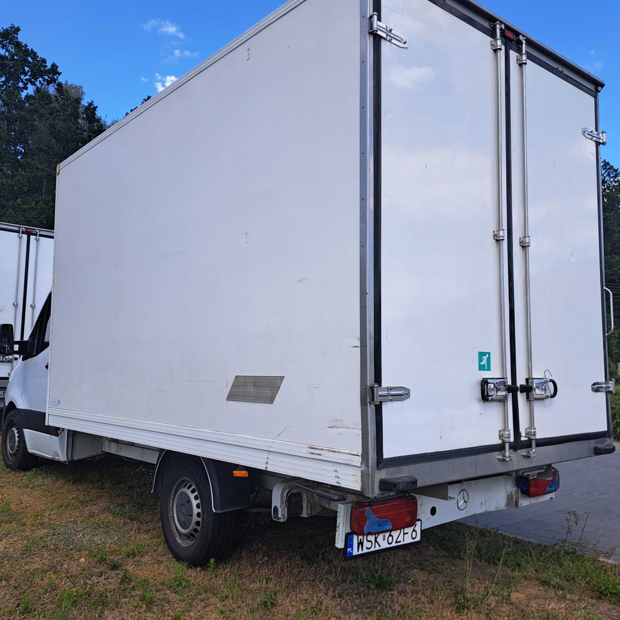 Mercedas-Benz sprinter 314 kontener izoterma W907 faktura Vat