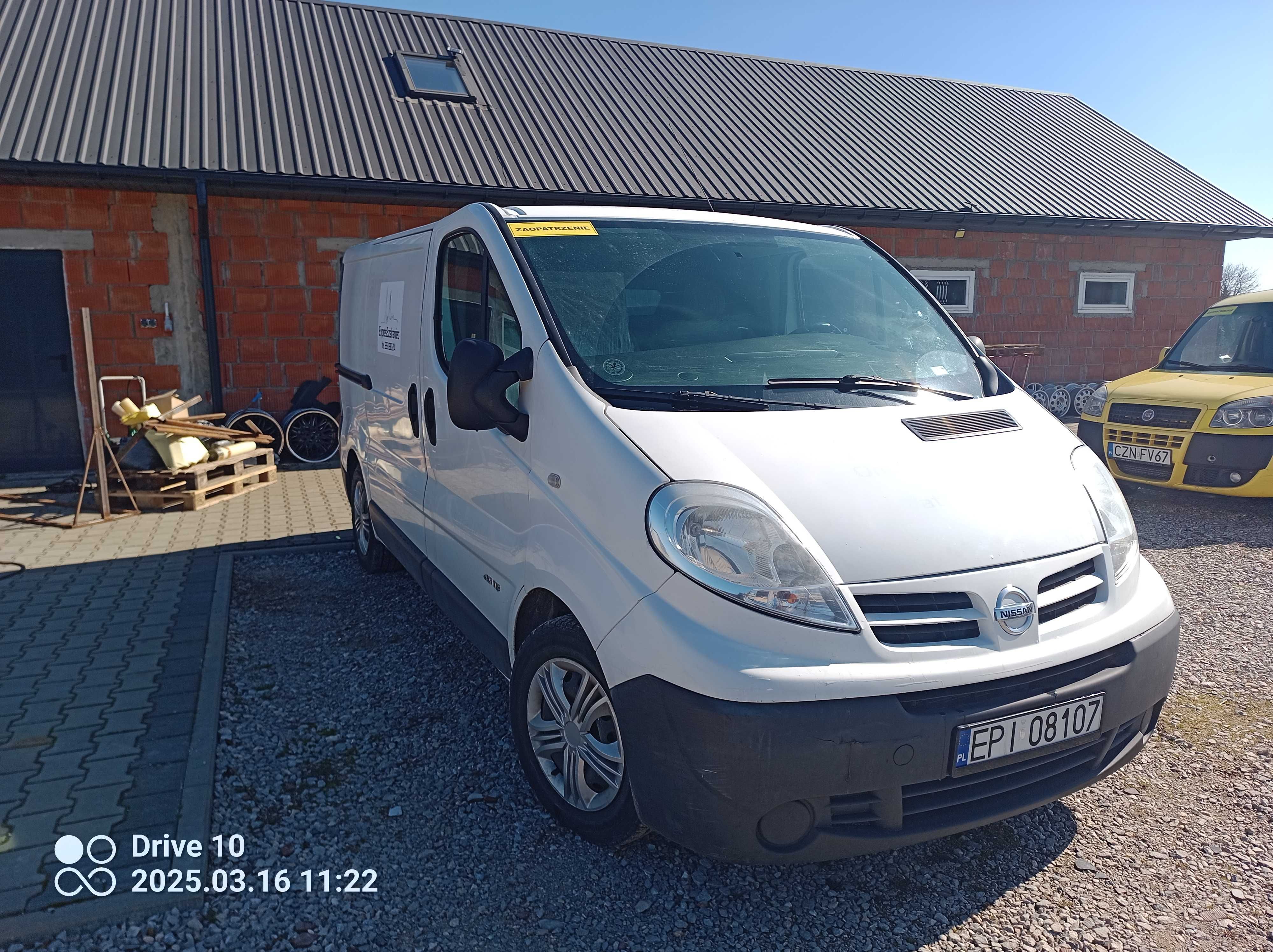 Nissan Primastar 2.0 115kM to co Renault Trafic