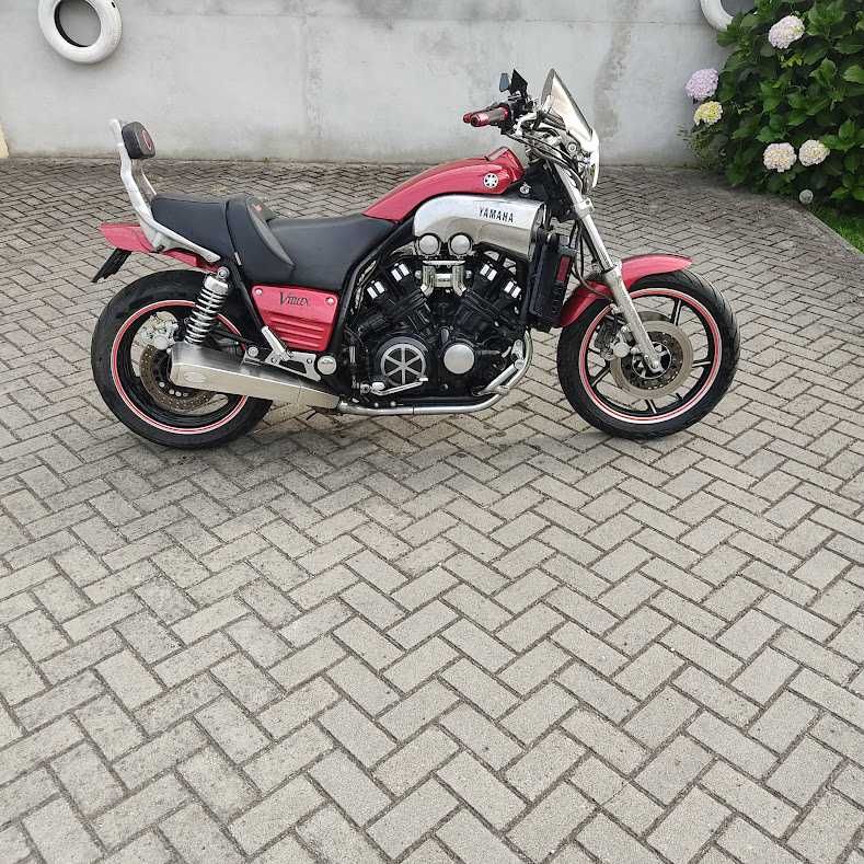 Yamaha Vmax 1200