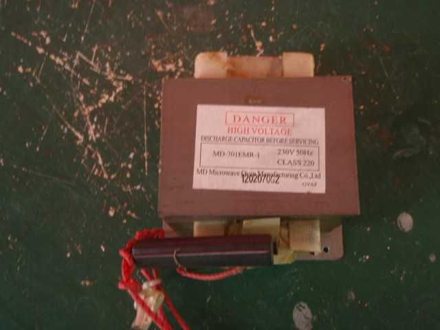 Transformator z Mikrofali MD 701 EMR 1
