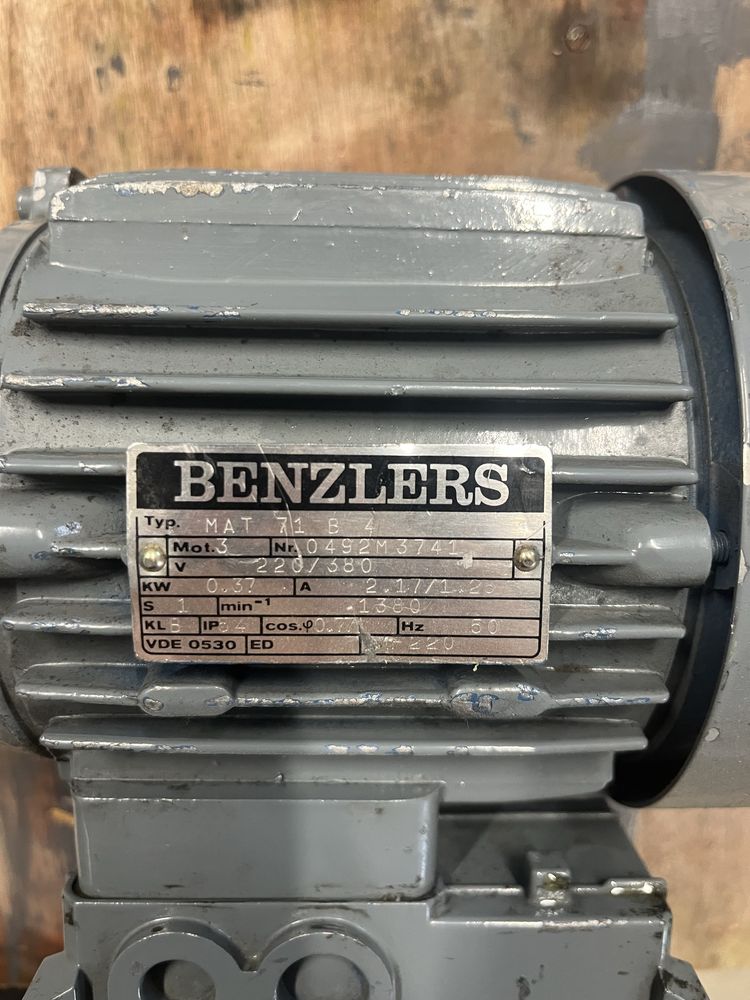 silnik elektryczny BENZLERS 0.37 kw 1380r