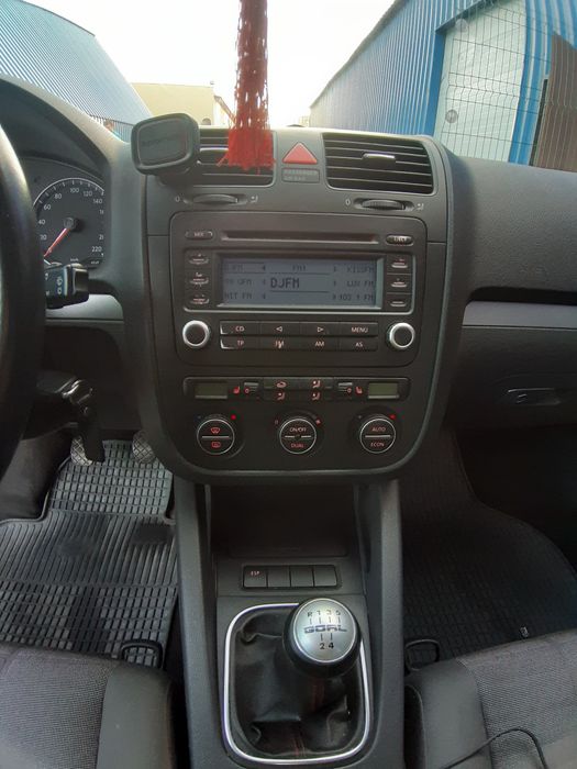 Продам Volkswagen Golf 5 GOAL  1.4 BCA