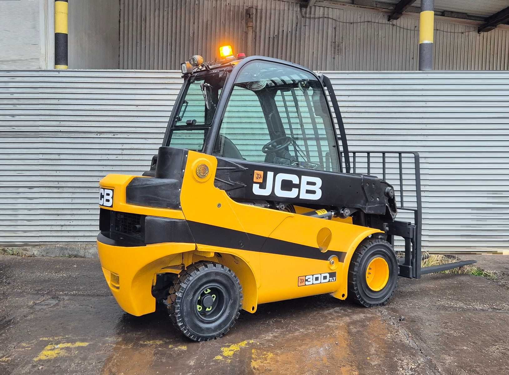 JCB TLT 30D • 2018r • diesel PERKINS • wózek widłowy teleskopowy