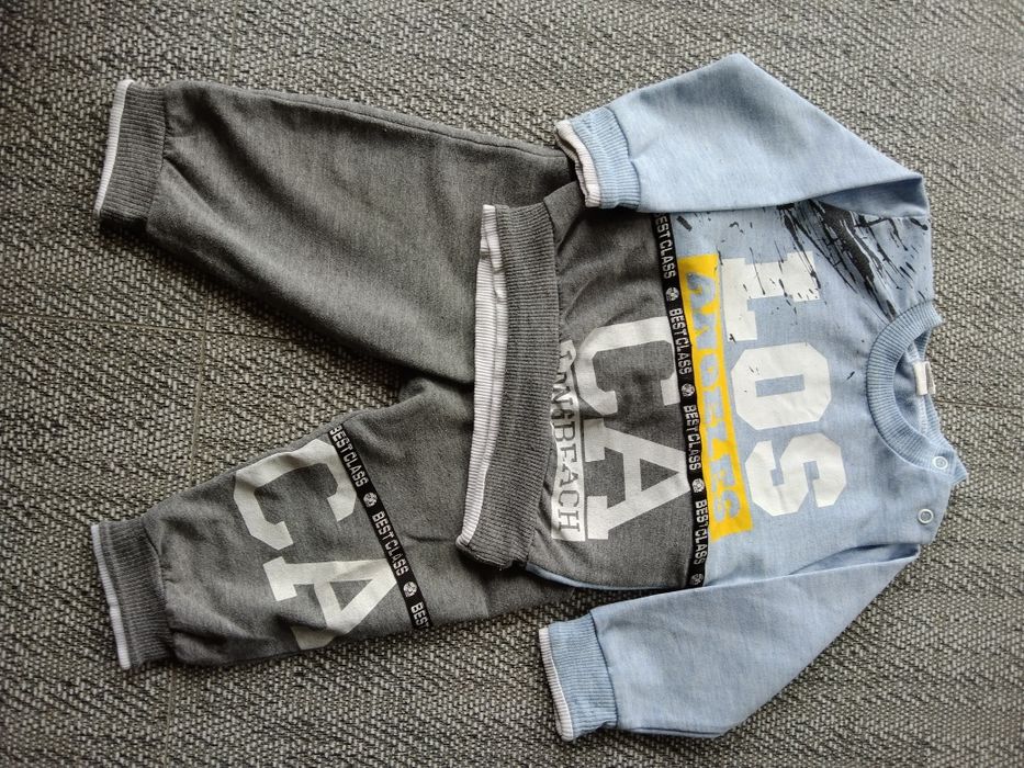 Dres niemowlęcy 68/74