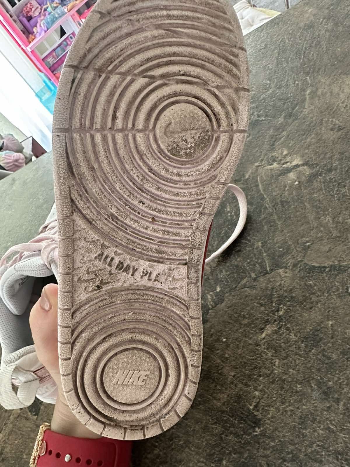 Buty Nike court borough