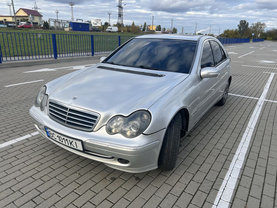 Продам Мерса Автомат