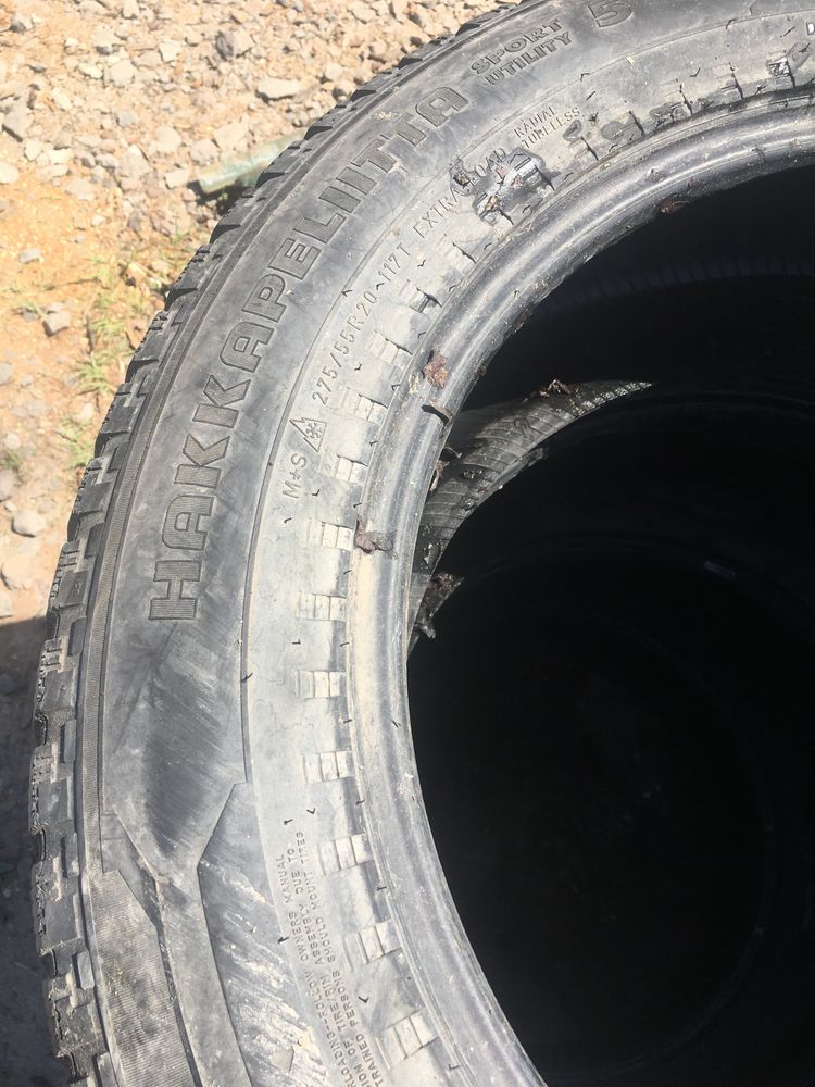 Комплект гуми резины nokian 275/55 R20 XL