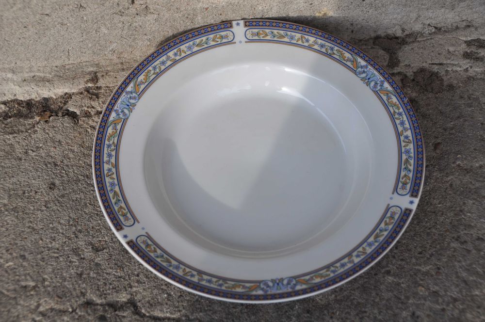 Zestaw obiadowy fabryki porcelany Książ