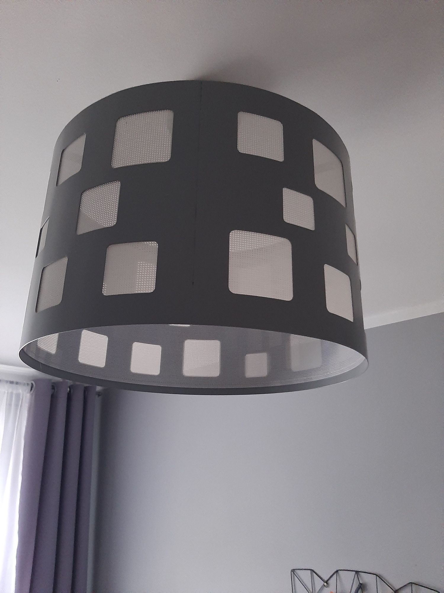 Lampa sufitowa metablowa plus obrazki