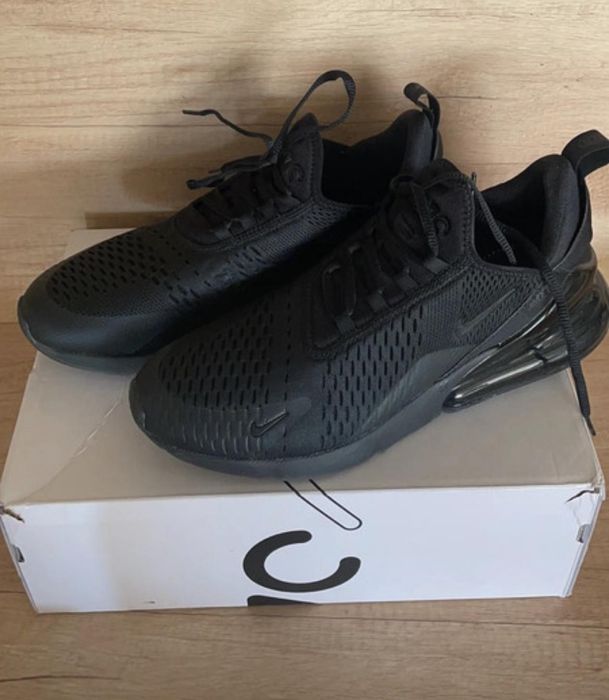 czarne buty NIKE meskie air max 270 cale czarne obuwie sportowe