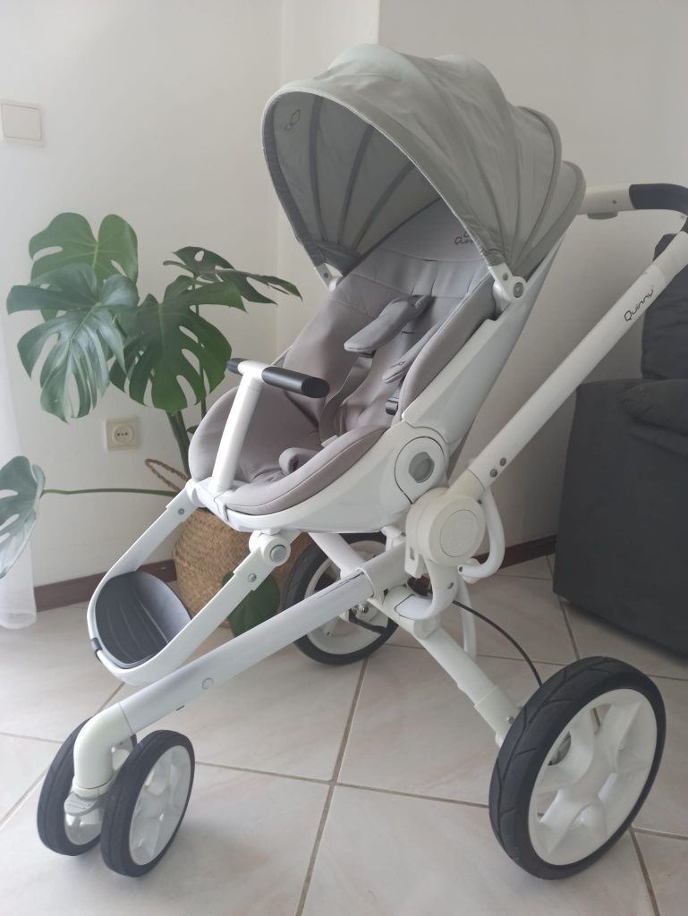 Conjunto cadeira auto peblle + quinny