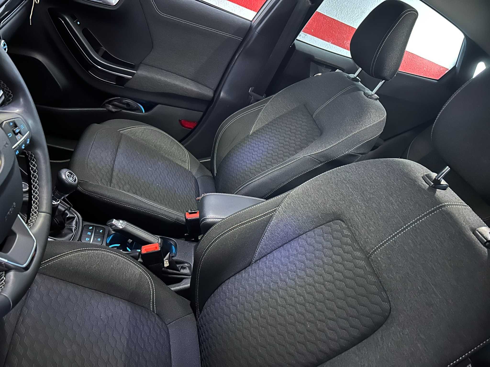 Ford Puma 1.0 EcoBoost MHEV Titanium com garantia vigente