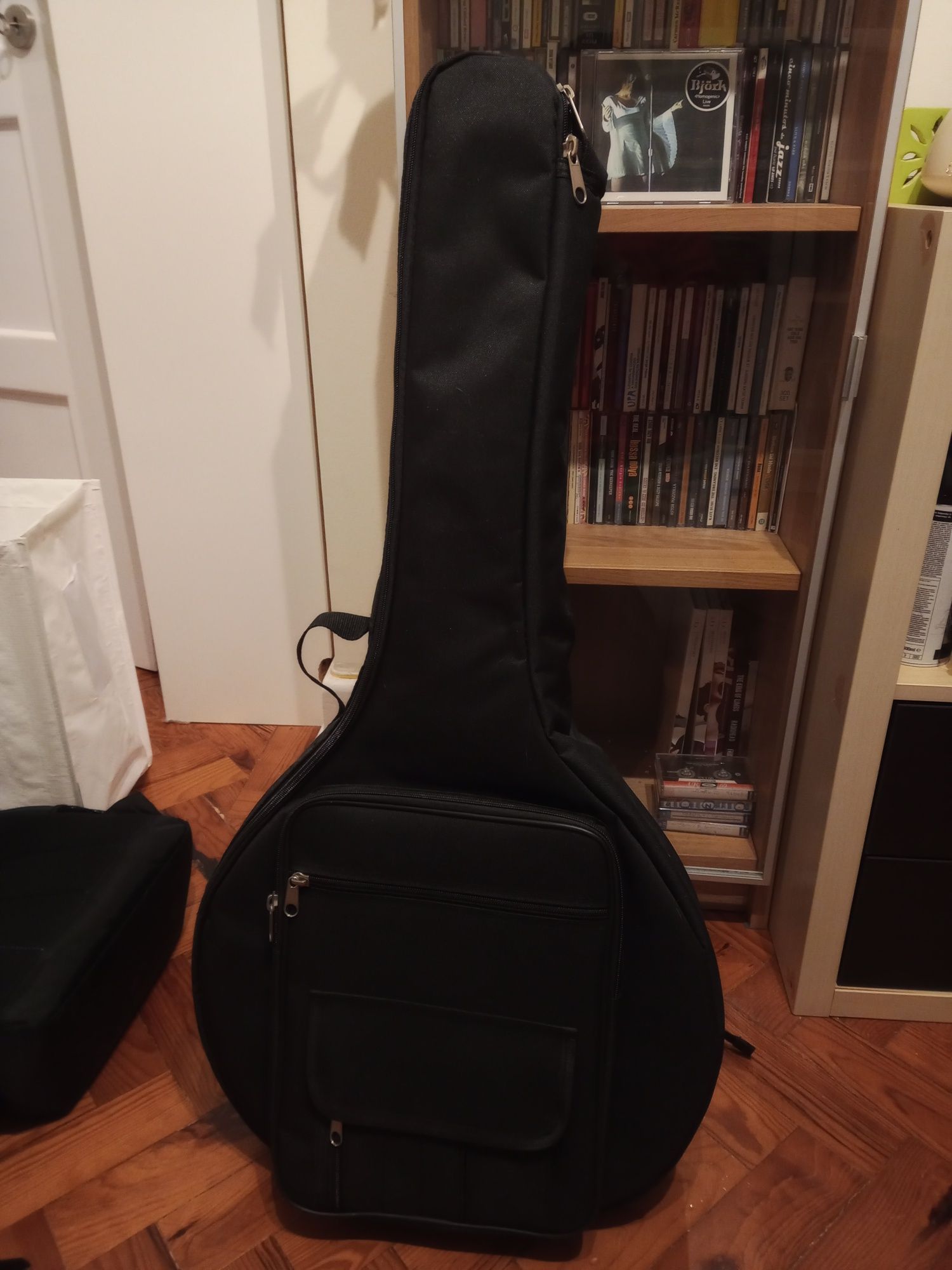 Saco almofadado para guitarra portuguesa