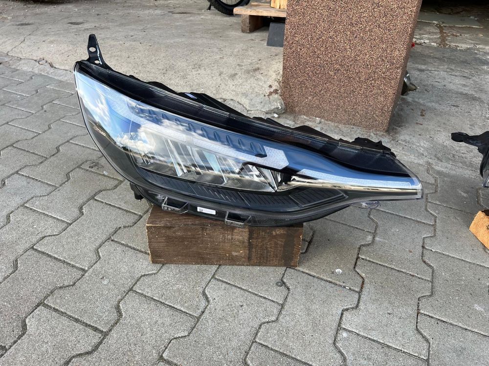 Komplet lamp przód FORD CUSTOM III 3 LIFT 2024- FULL LED