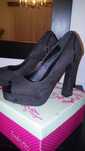 Sapatos pretos