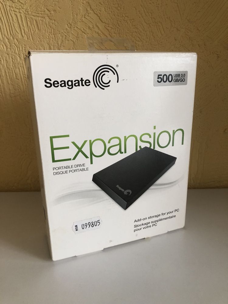 Жорстикий диск Seagate Expansion