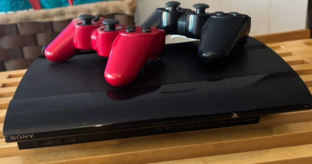 PS 3 em ótimo estado com 9 dos jogos mais jogado