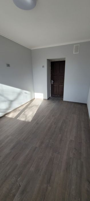 Продається одна кімната в гуртожитку на вул. Мерінова ( Майзлі)