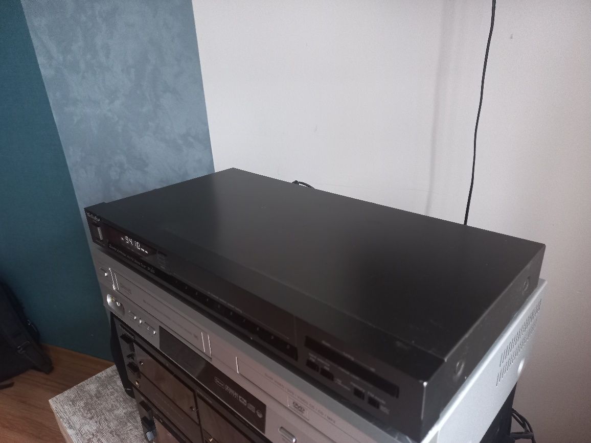 Tuner Technics St600