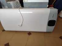 Vendo termoacumulador Ariston Velis Wi-Fi 80
