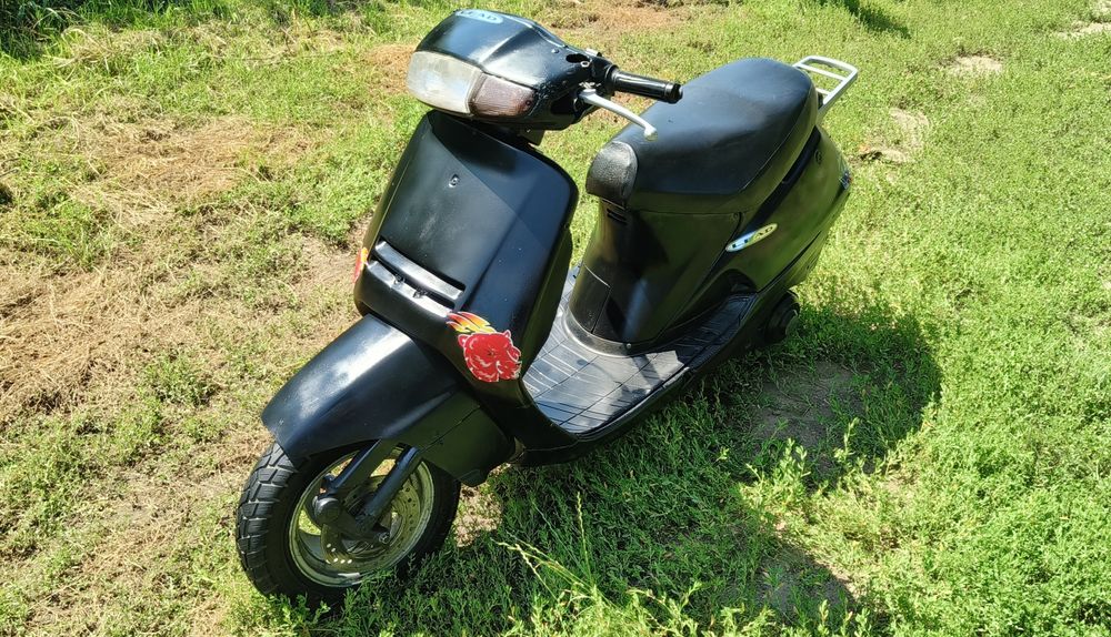 Продам б/у Honda Lead