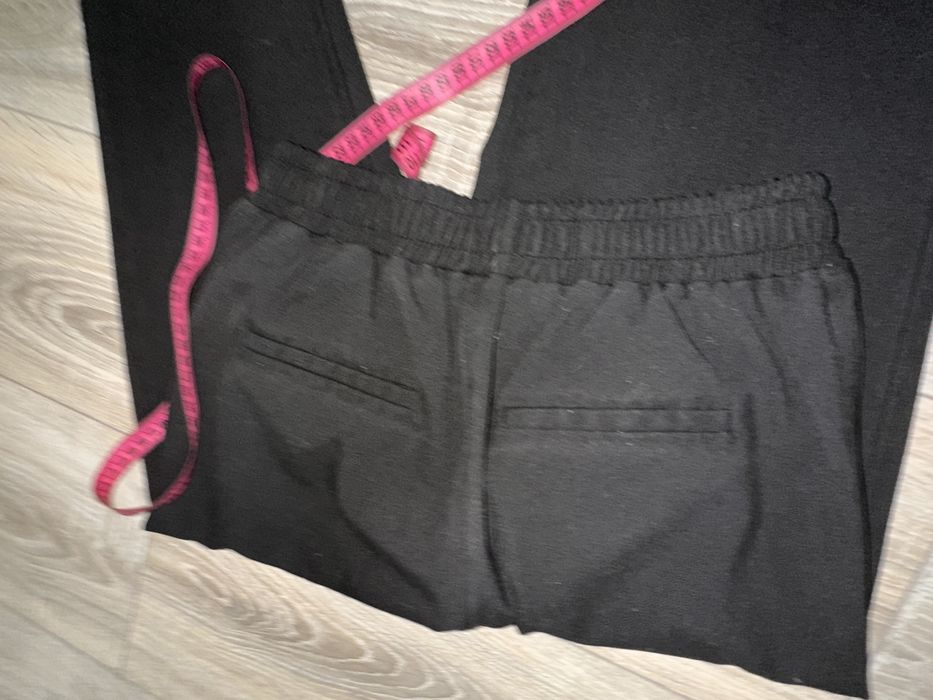 Штани брюки Bershka , розмір S