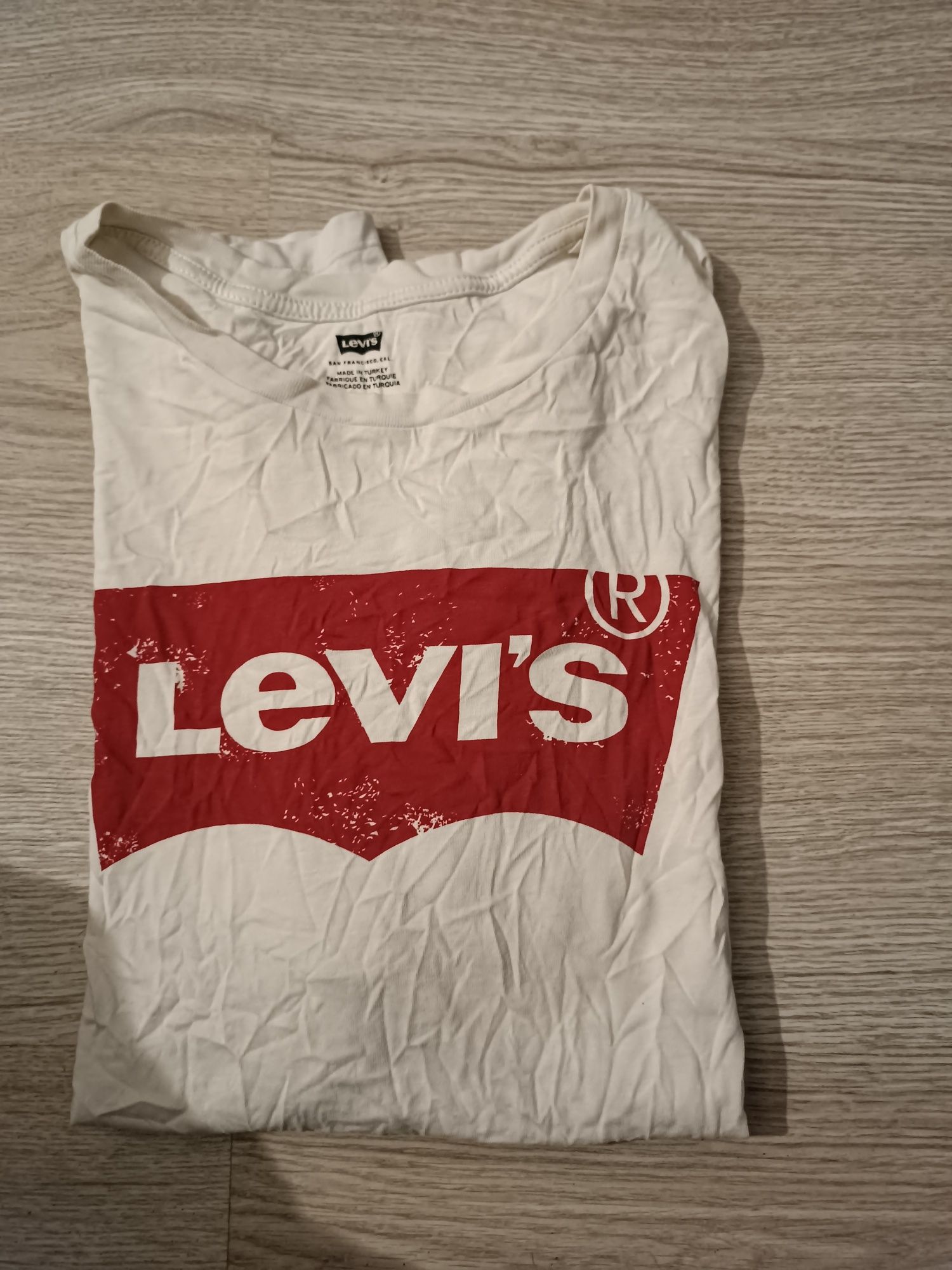 Vendo t-shirt da Levi's original