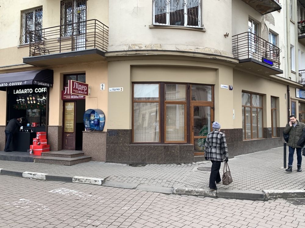 Цокол комерція Центр Франківськ