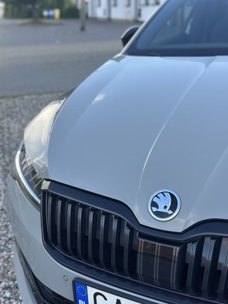 Skoda SuperB 190/ Canton /Matrix /webasto/hak/cesja/DSG /fv23