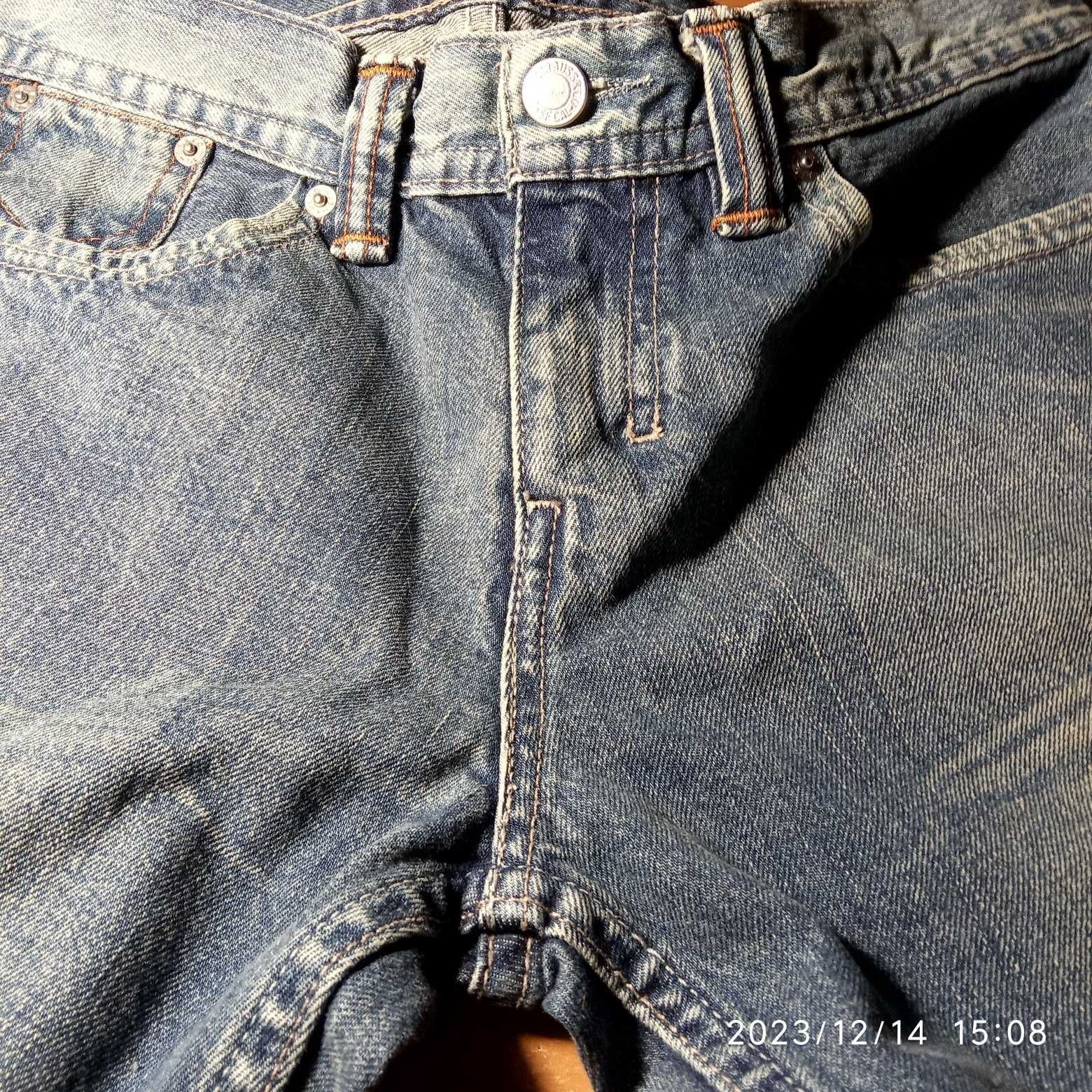 Джинсы женские  LEVI*S
