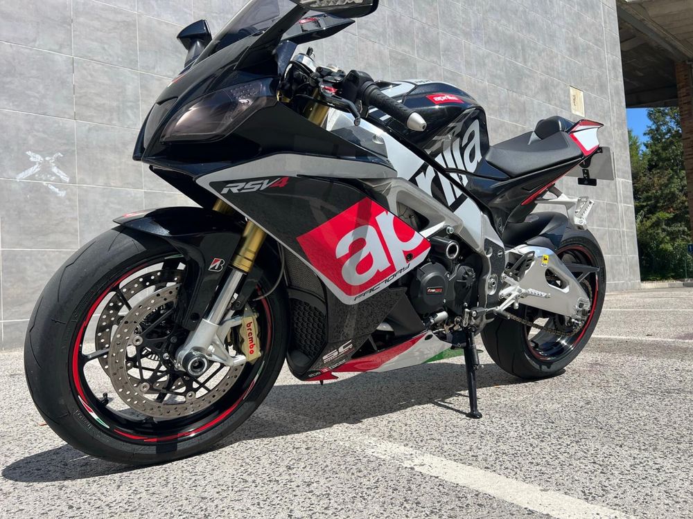Moto Aprillia - 2016