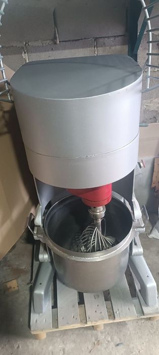 Продам кремовзбивну машину МВ 35