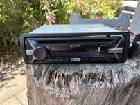 Radioodtwarzacz samochodowy Sony CDX-G1100U