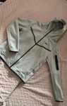 Nike tech flecce