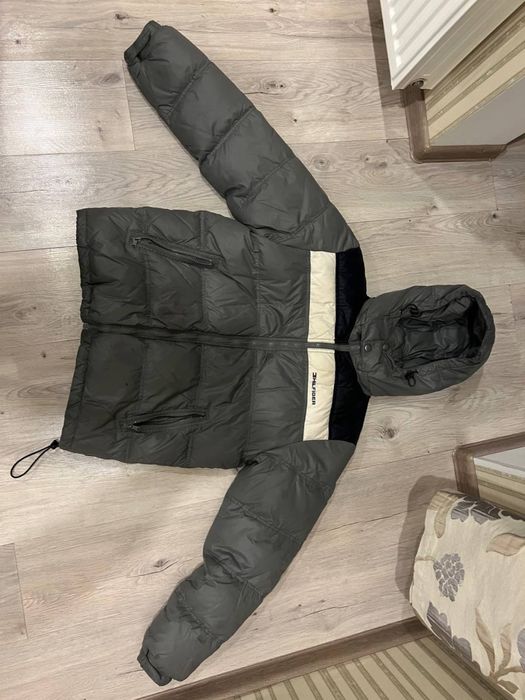 Пуховик, пухова куртка tommy hilfigef