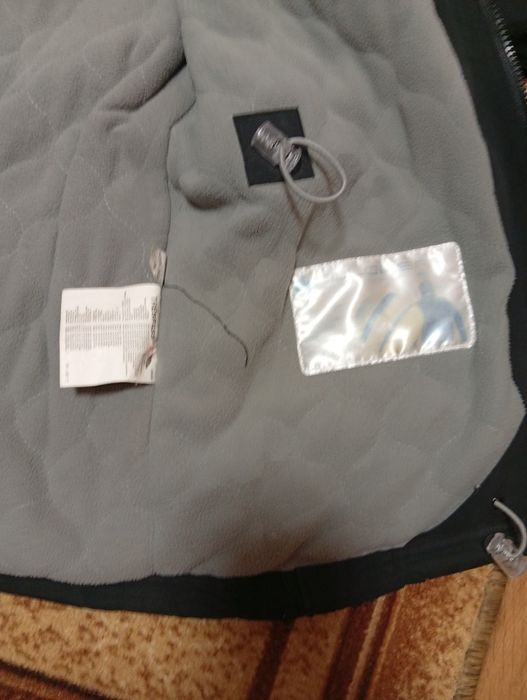 Продам зимнюю куртку