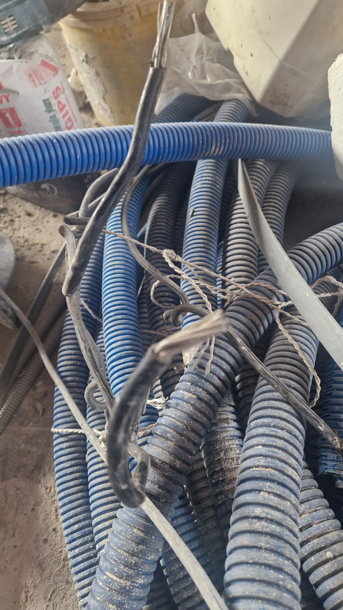 Kabel 100m na budowę plus skrzynka