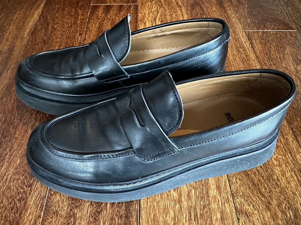 Loafer Hugo Boss em pele preta