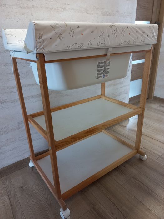 Przewijak/wanienka/regał