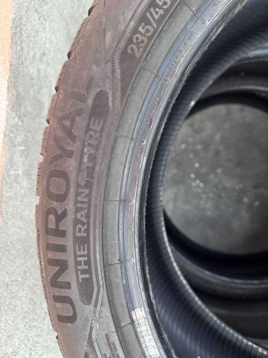 Шини UNIROYAL 235/45 R18 98V XL, WinterExpert, зимова резина