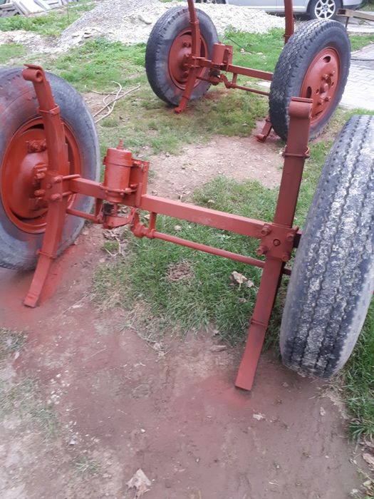 Osie Koła  do przyczepy rolniczej d 43 i.t.p.