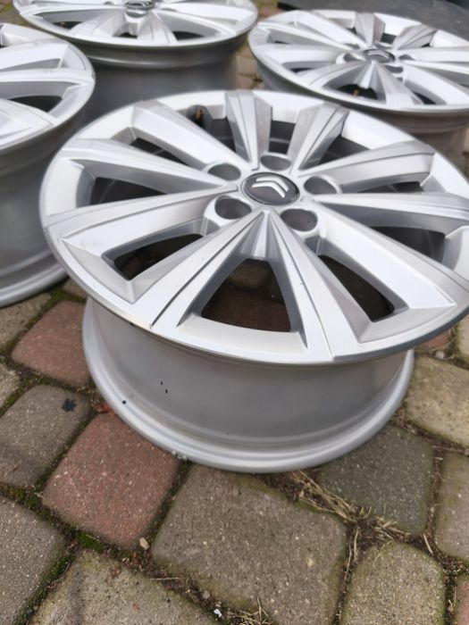 Felgi aluminiowe 16 Citroen C4 C5 Picasso Campster Spacetourer 5x108