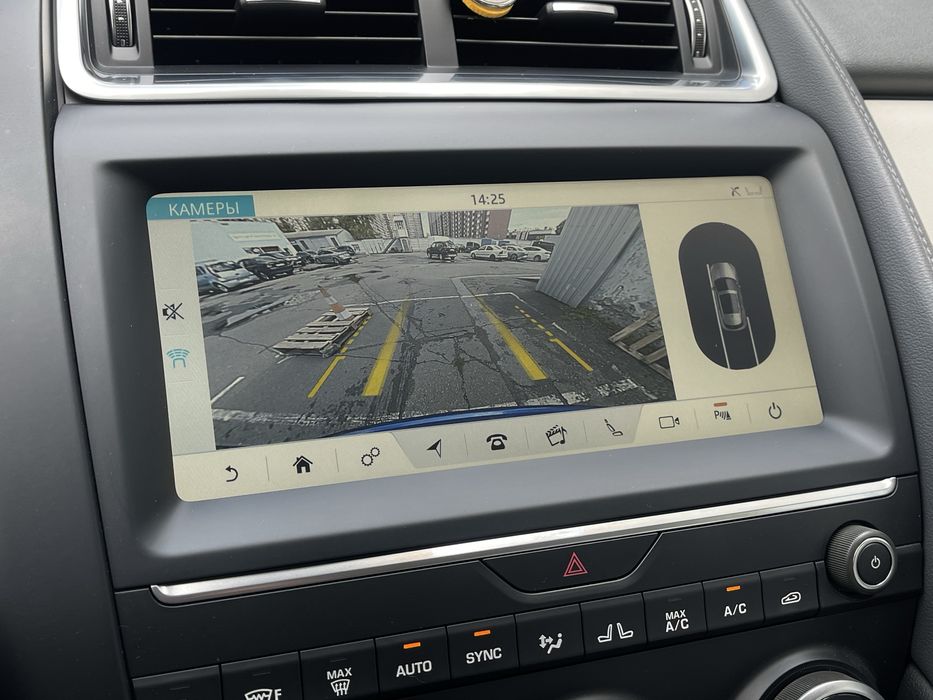 Jaguar E-Pace Офіційний дизель 2020