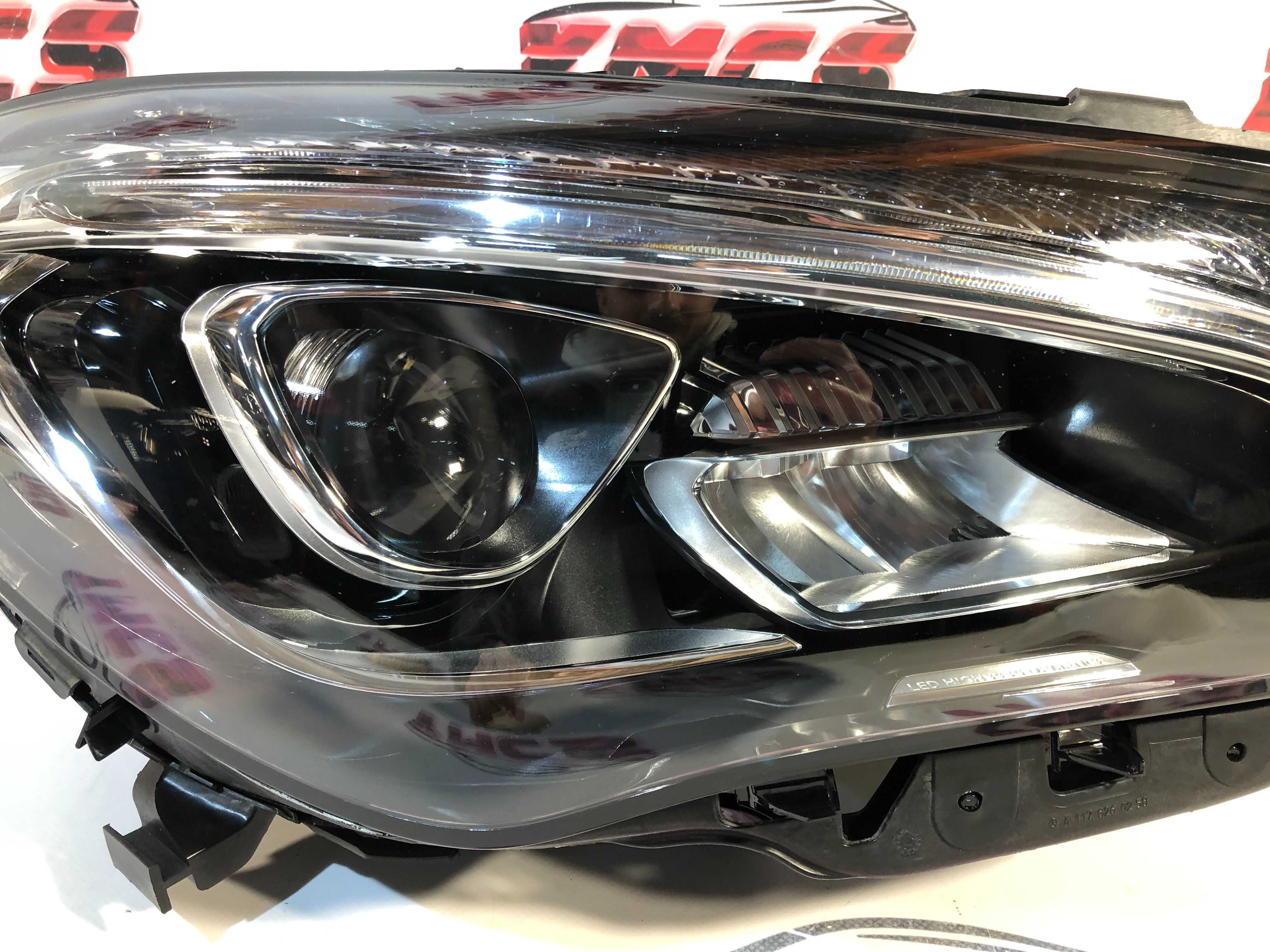 Farol Frente Otica MERCEDES CLA W17 Direita Original