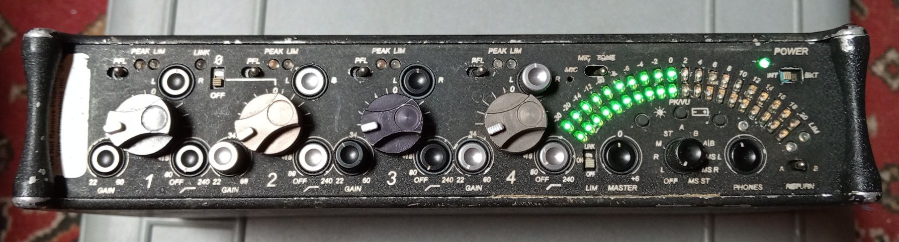 Sound Devices 442 (FieldMixer)