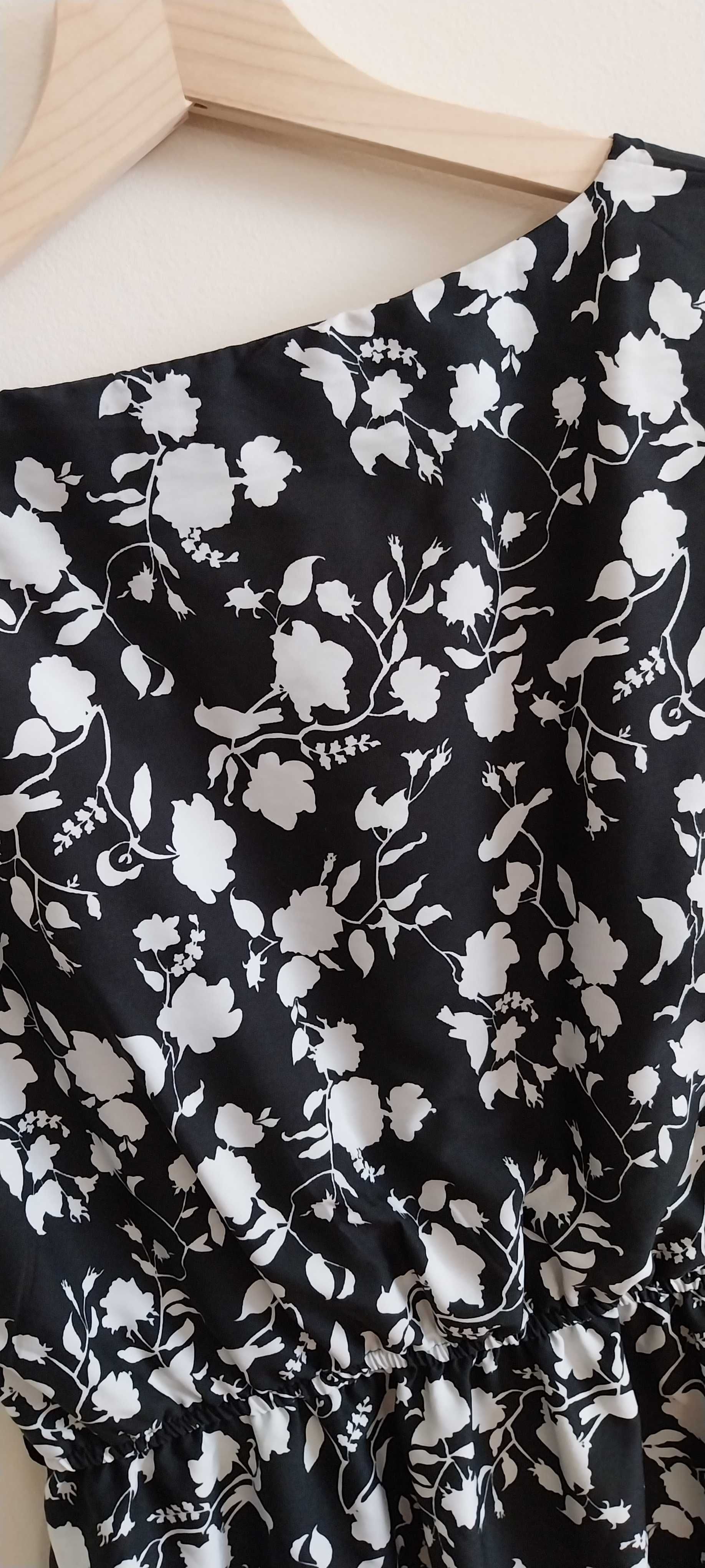 Elegancka sukienka na lato rozkloszowana czarna M/38 S/M kwiaty