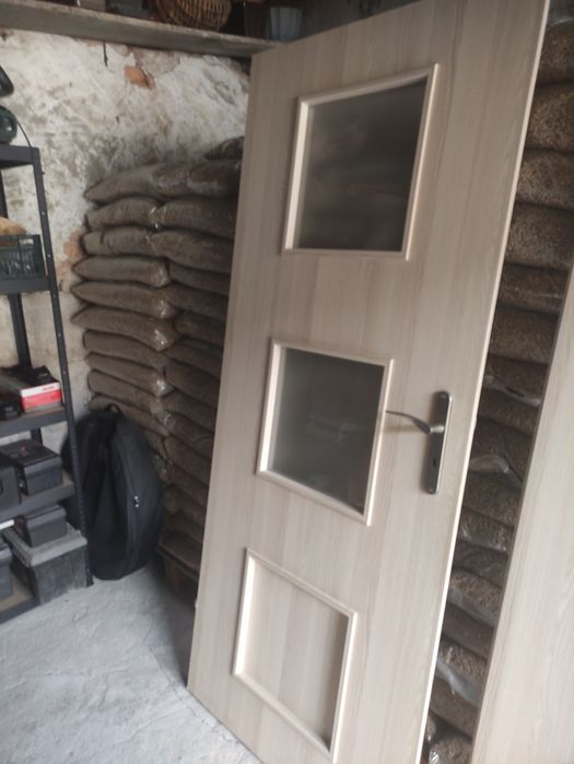 Sprzedam drzwi pokojowe