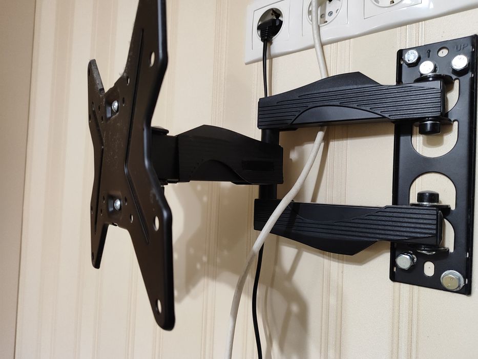 Телевізор SAMSUNG 40" (101 см)