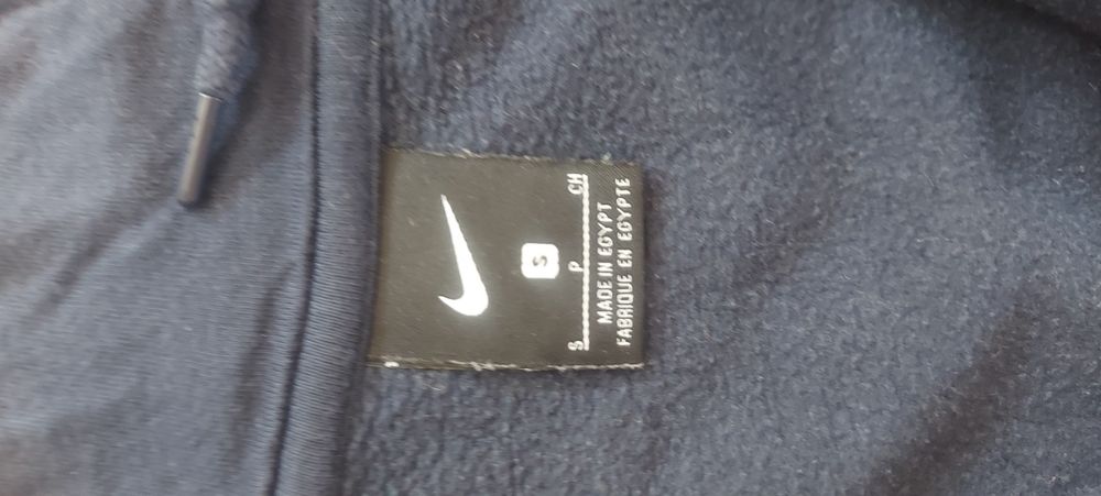 Sprzedam bluzę młodzieżową